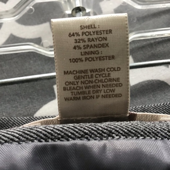 Loft outlet grey herringbone flirty academia skater mini skirt. Size 4 - Picture 7 of 7